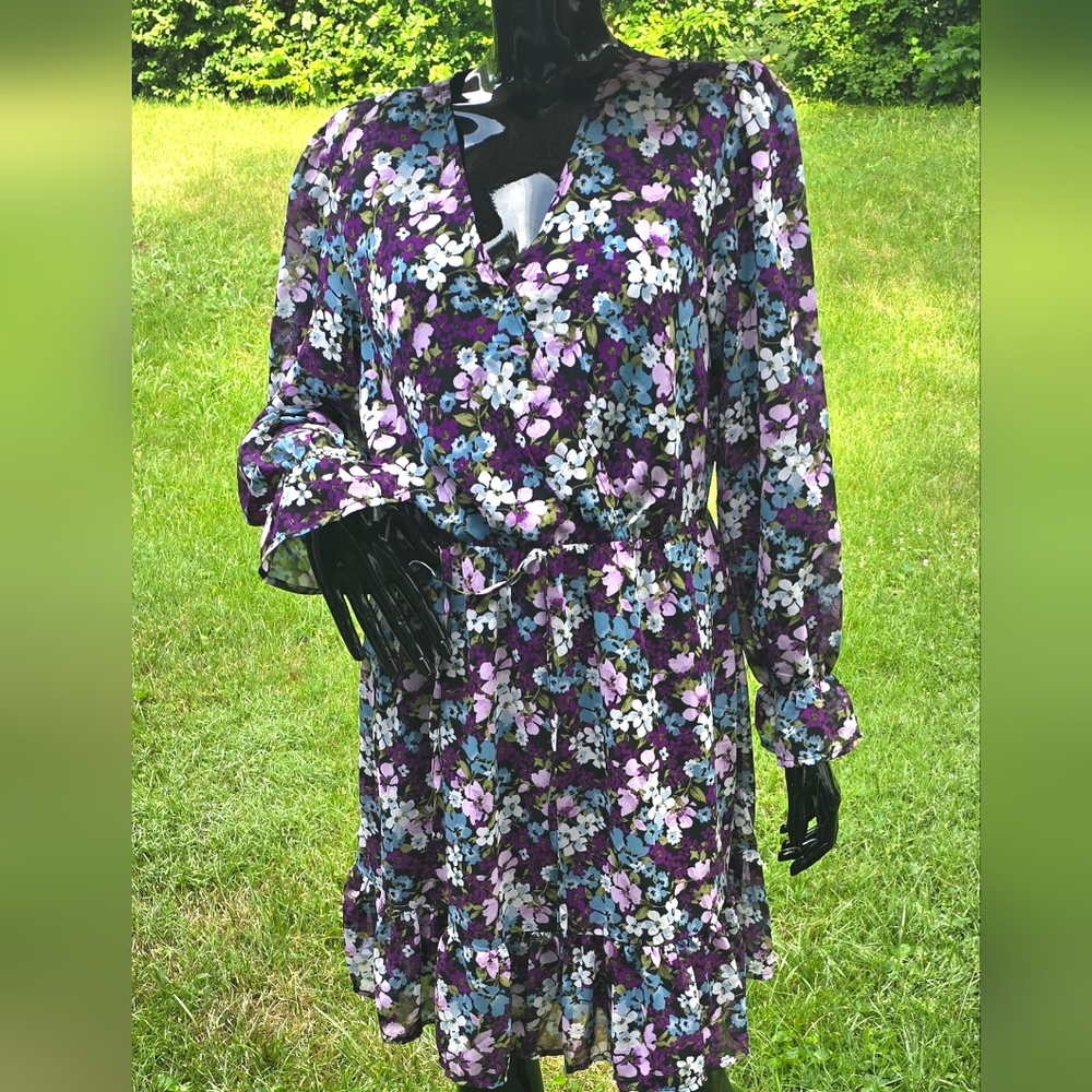Purple Flowers Womens Size Large